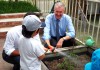 聯邦議員Tony Burke訪墾思托兒中心 資助雨水收集裝置培育幼兒環保觀念