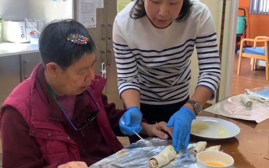 殘障人士之家夥伴動手做午餐 在實踐中建立自信與生活技能